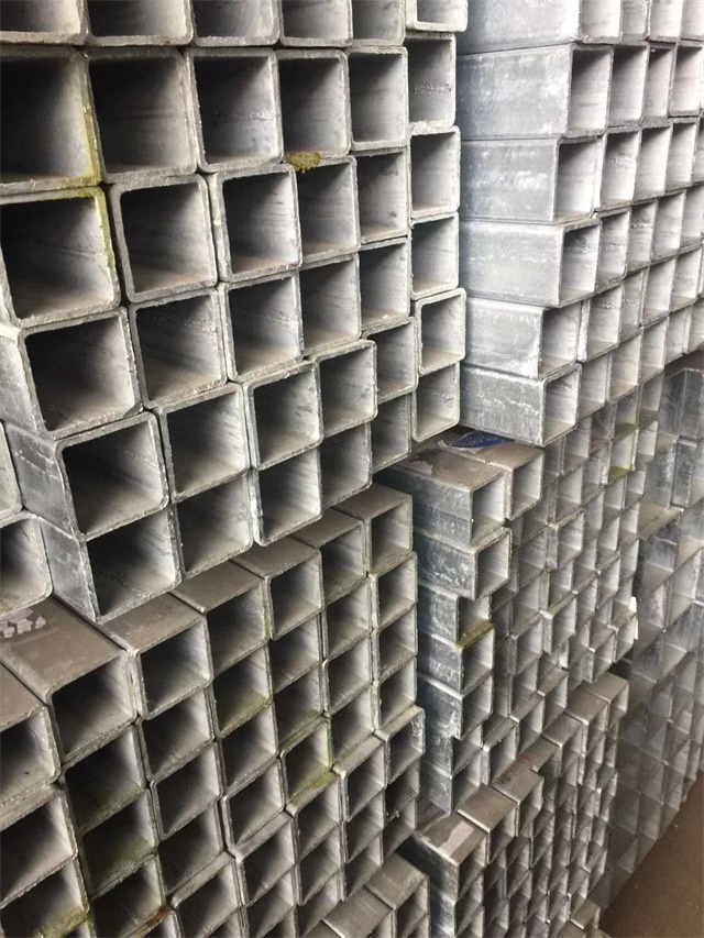 低合金 Q355B 站前站前站前镀锌无缝方管 工程专用无缝站前站前站前镀锌方管